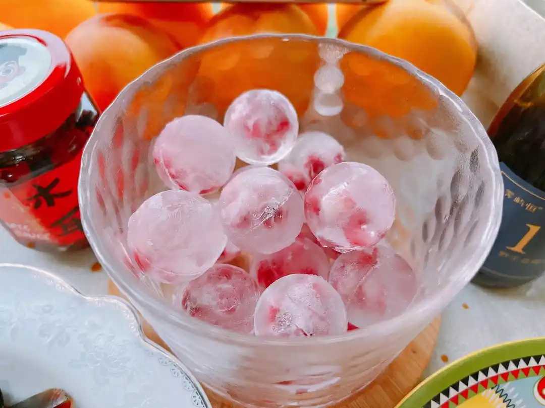 ?智能包裝新紀(jì)元：全自動(dòng)杯裝冰球生產(chǎn)線，賦能飲料企業(yè)高效量產(chǎn)